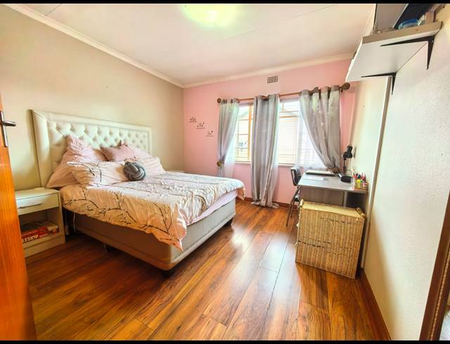 3 BEDROOM HOUSE FOR SALE IN VAALPARK
